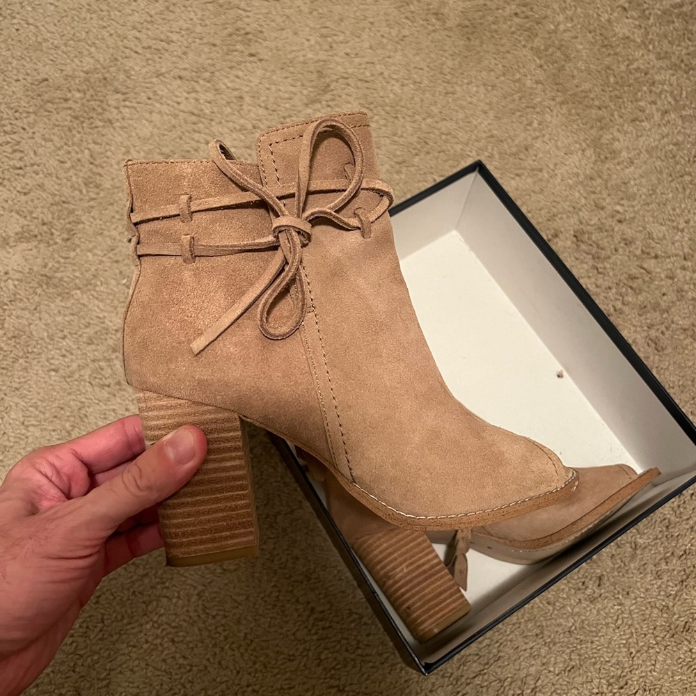 Splendid Rihana Peep Toe Suede Bootie 8 Brown Tie Bow Fringe Block Heel